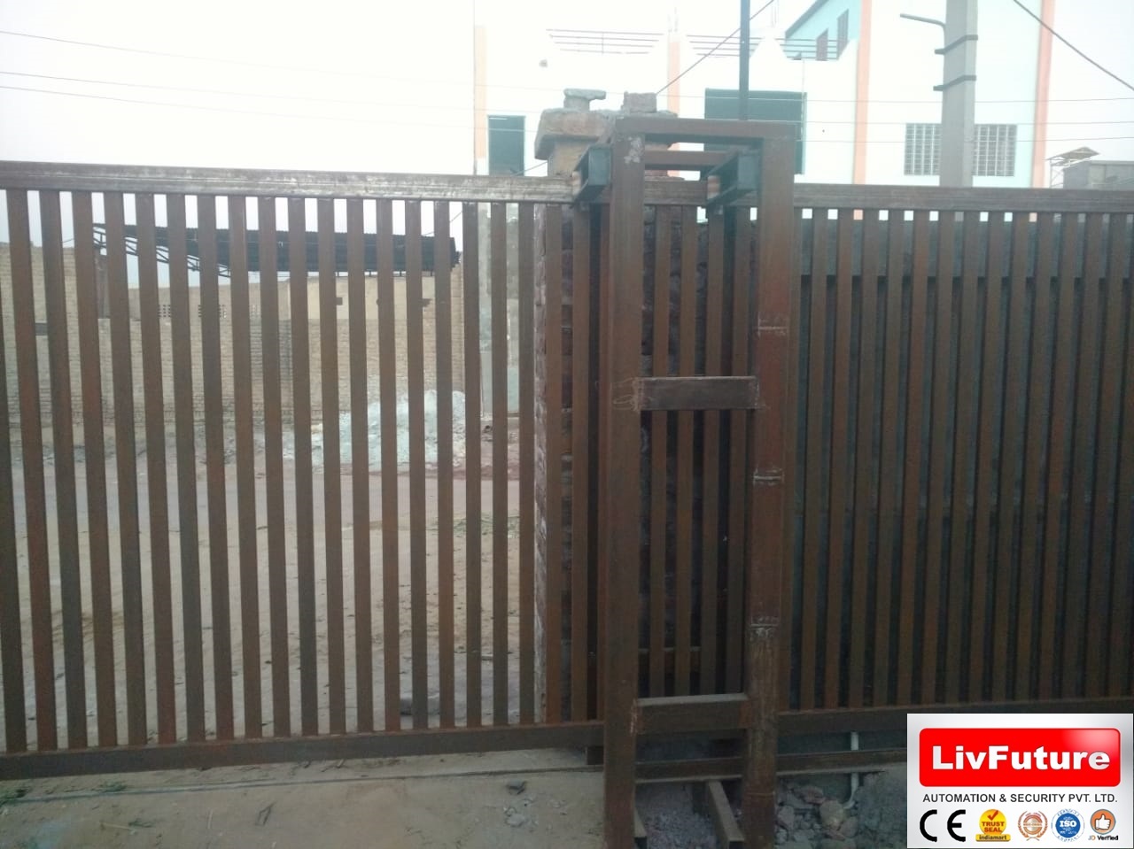 Remote Sliding Gate Voltage: 12 Watt (W)