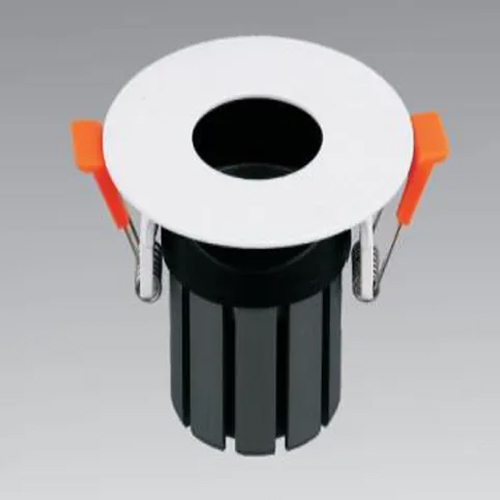 डीप रिकेस्ड डाउन लाइट इनपुट वोल्टेज: 220v -240v वोल्ट (V)