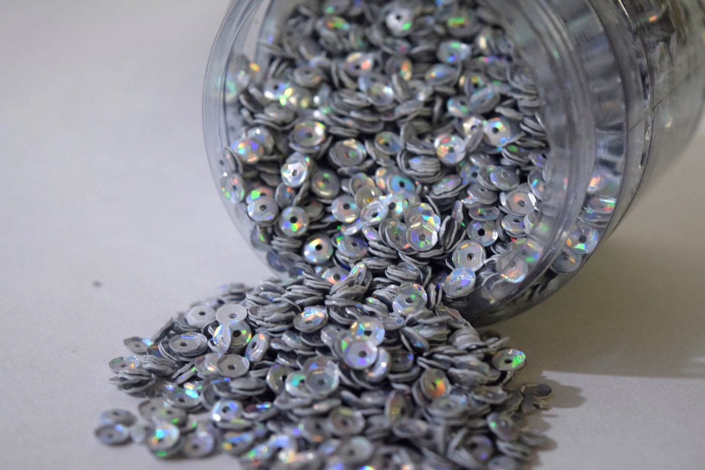 Plastic Emerald Cut Sequins - 5mm Round Shape, Yellow Decorative Embroidery Craft Finishing