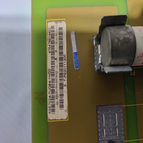 Siemens 6se7024-7ud84-1hg0 Inverter Board - High-performance Control Module , Durable Design For Industrial Applications