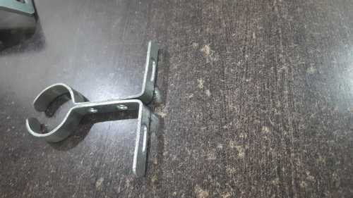 माउंटिंग क्लैंप