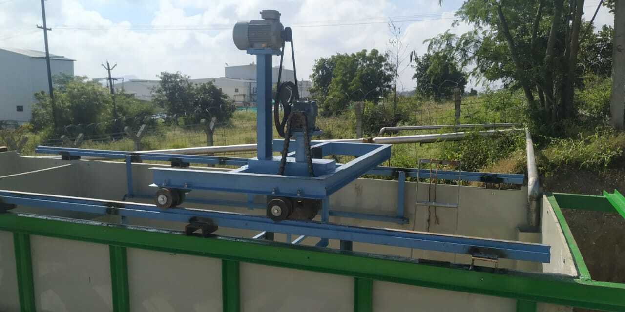 Trolley Type Oil Separator - Ms And Ss Construction, Semi-automatic Operation | Versatile Waste Oil Management, Motorized Trolley With Anti-friction Bearings