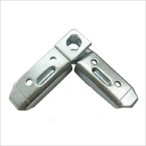 CGF Corner - Galvanized Sheet Metal, 30 mm Size, Silver Color, 3 mm Thickness, 300 Mpa Tensile Strength, 50 HRC Hardness, Rectangle Shape | Industrial Ducting Usage
