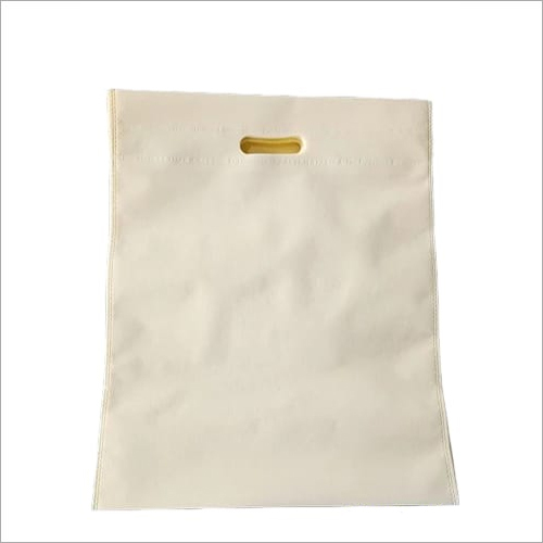 हैंडल डी कट नॉन वेवन बैग के साथ