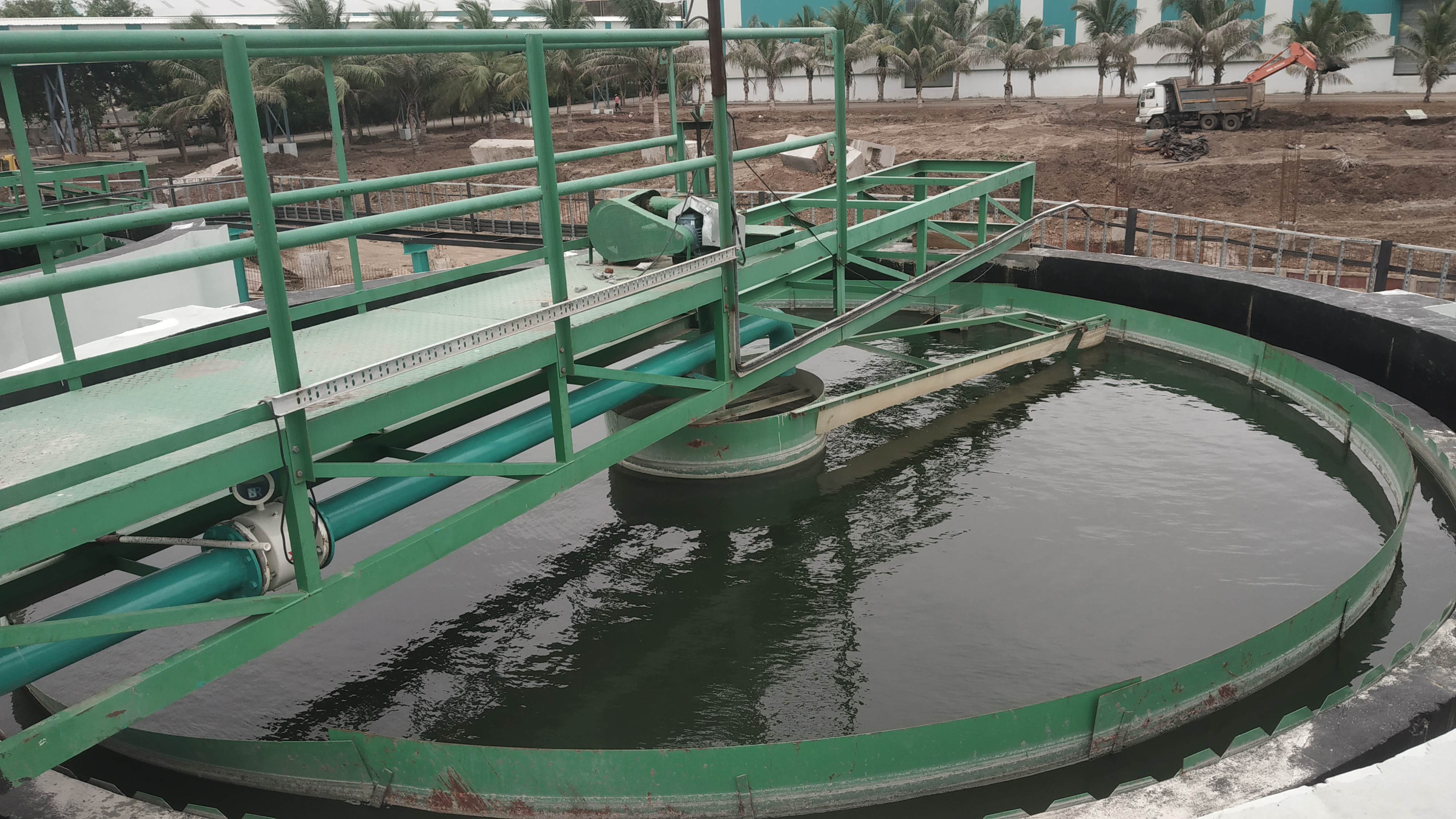 Semi Automatic Industrial Effluent Clarifier
