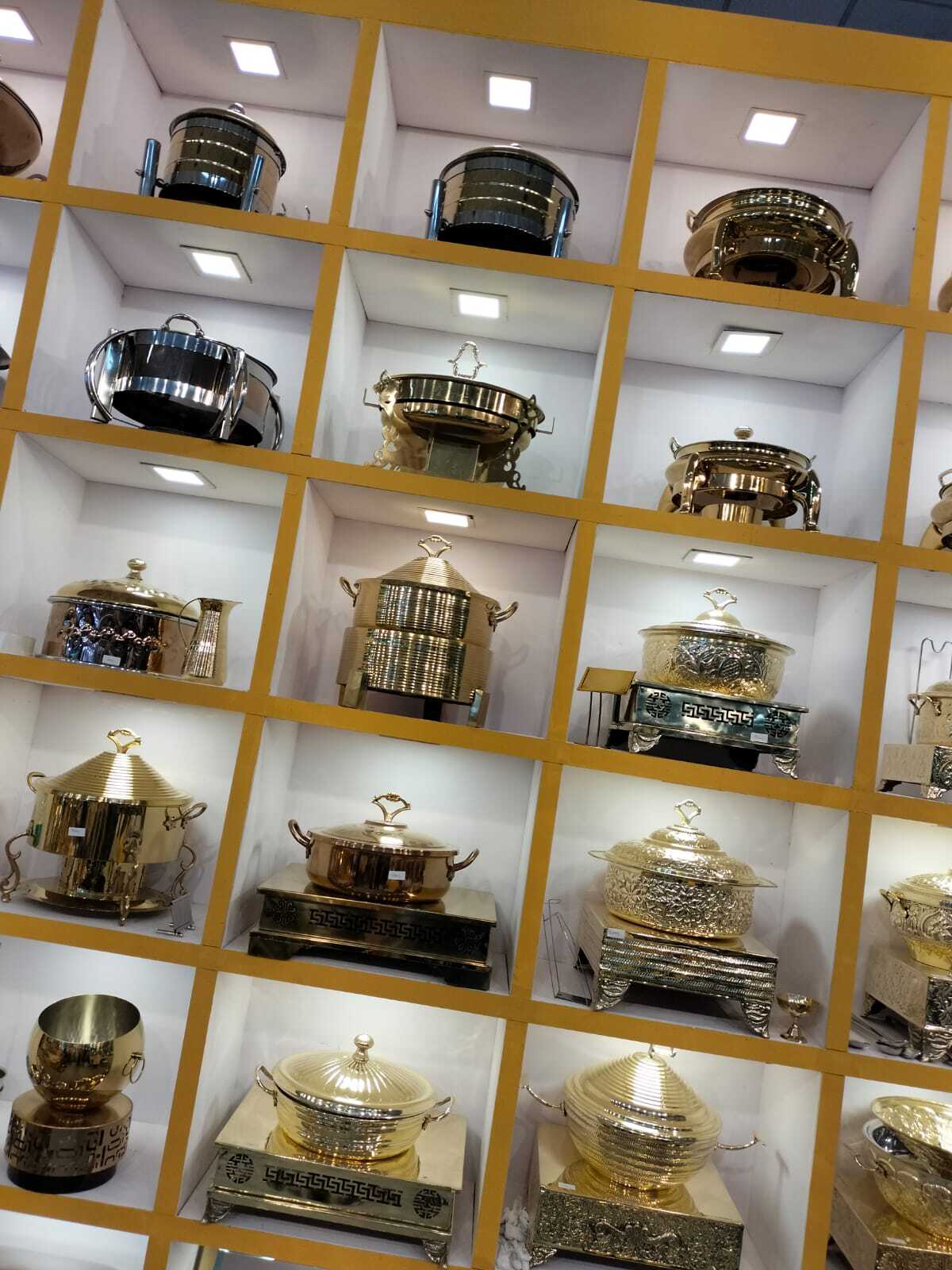 Kitchen Equipment Tools Buffet Utnesils Round Gold Stand Chaffing Dish Golden Chafing Dish Warranty: Yes