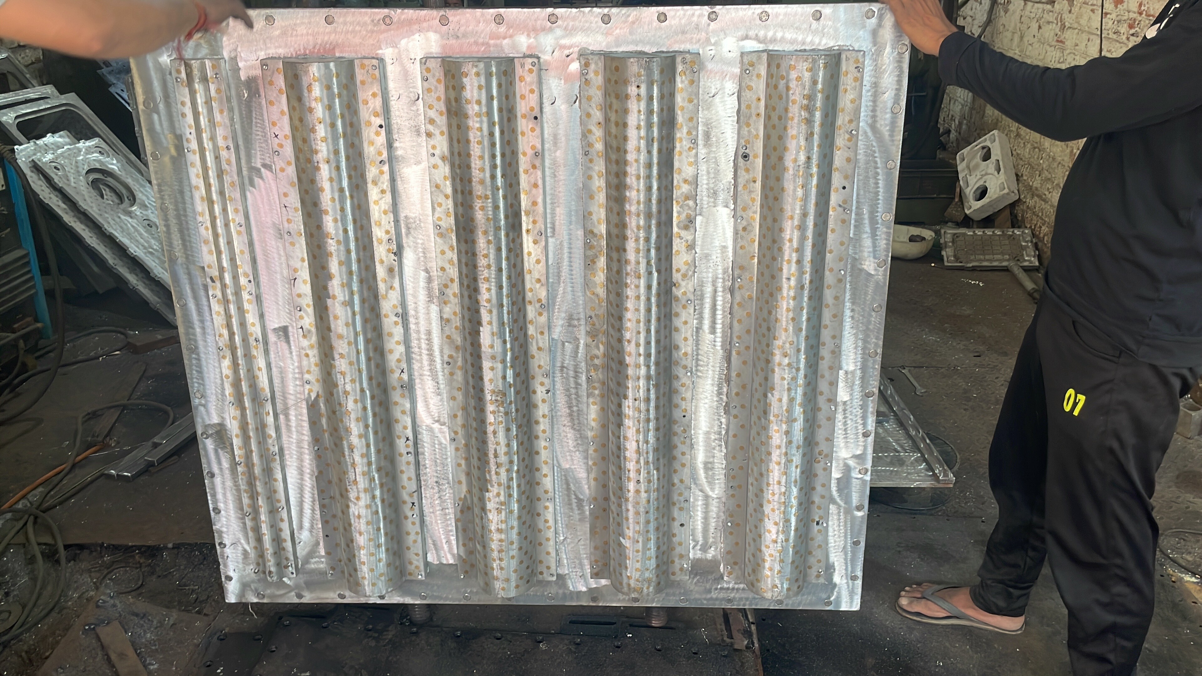 Eps Mould For Round Type Thermocol Packaging - Cavity: 4