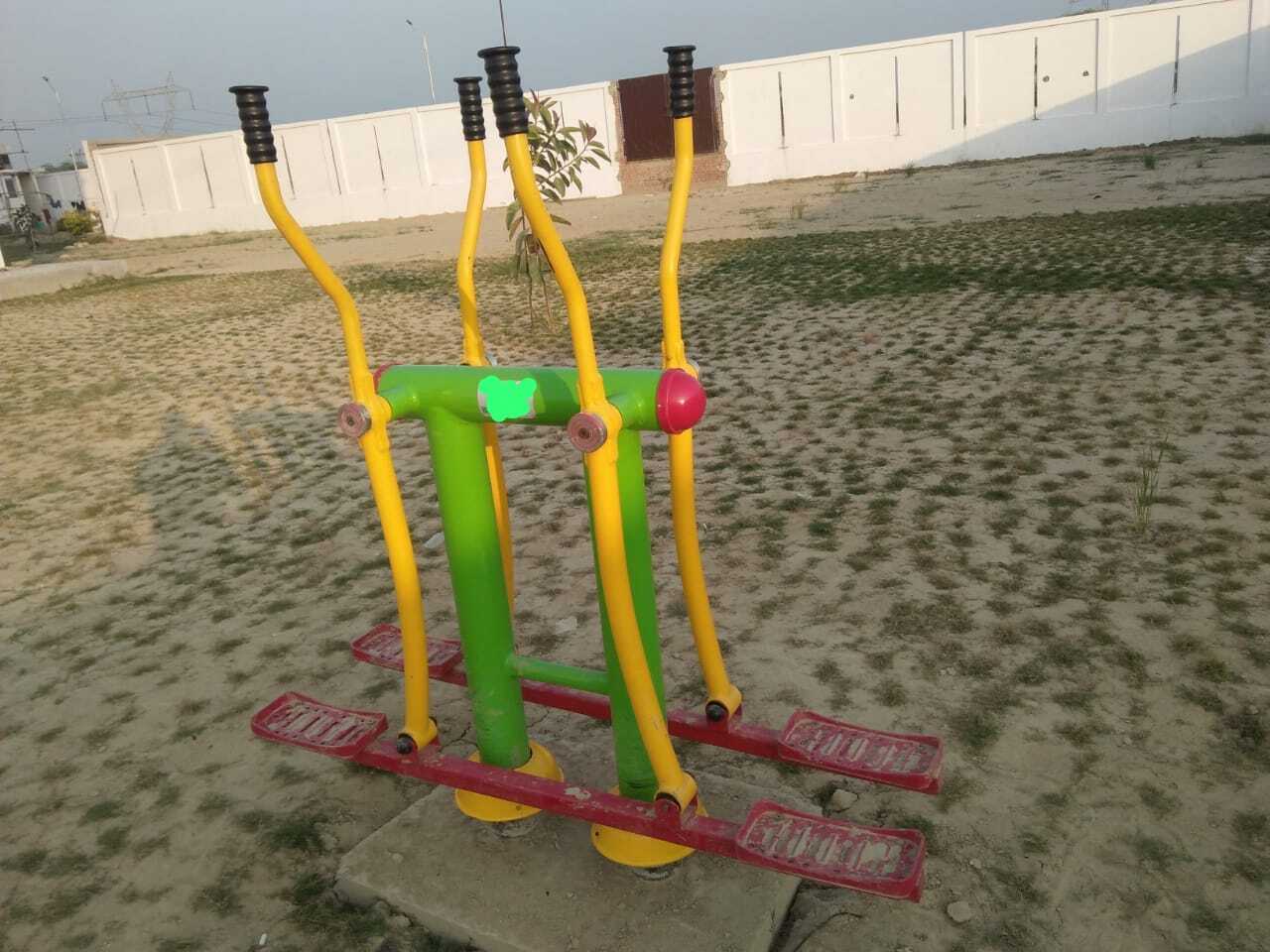 Outdoor Cross Walker Grade: Commercial Use
