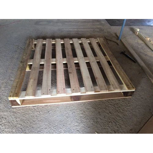 Brown 1300x1100 Mm Industrial Wooden Pallet