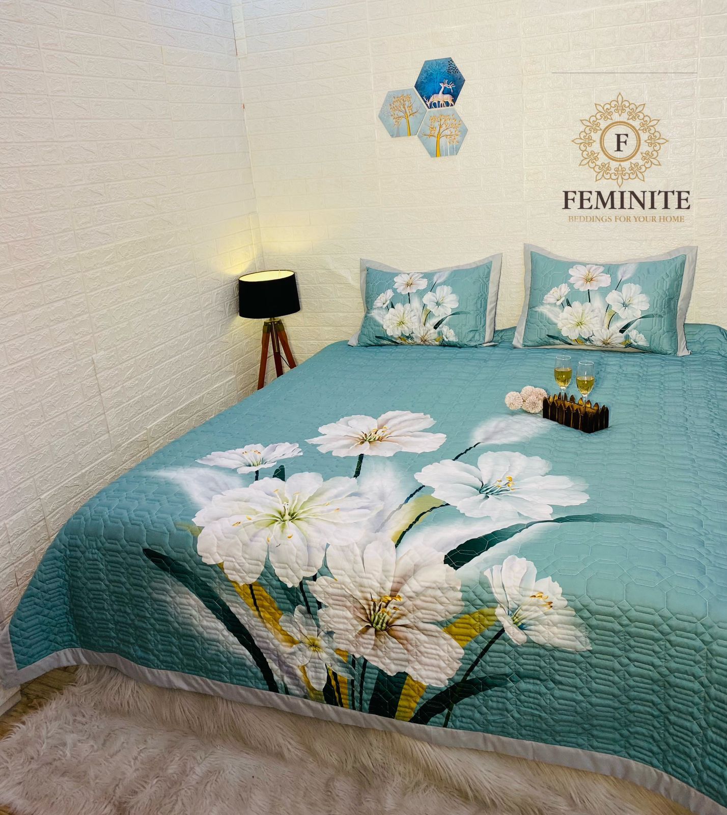 Washable Quilted Panel Print Bed Cover