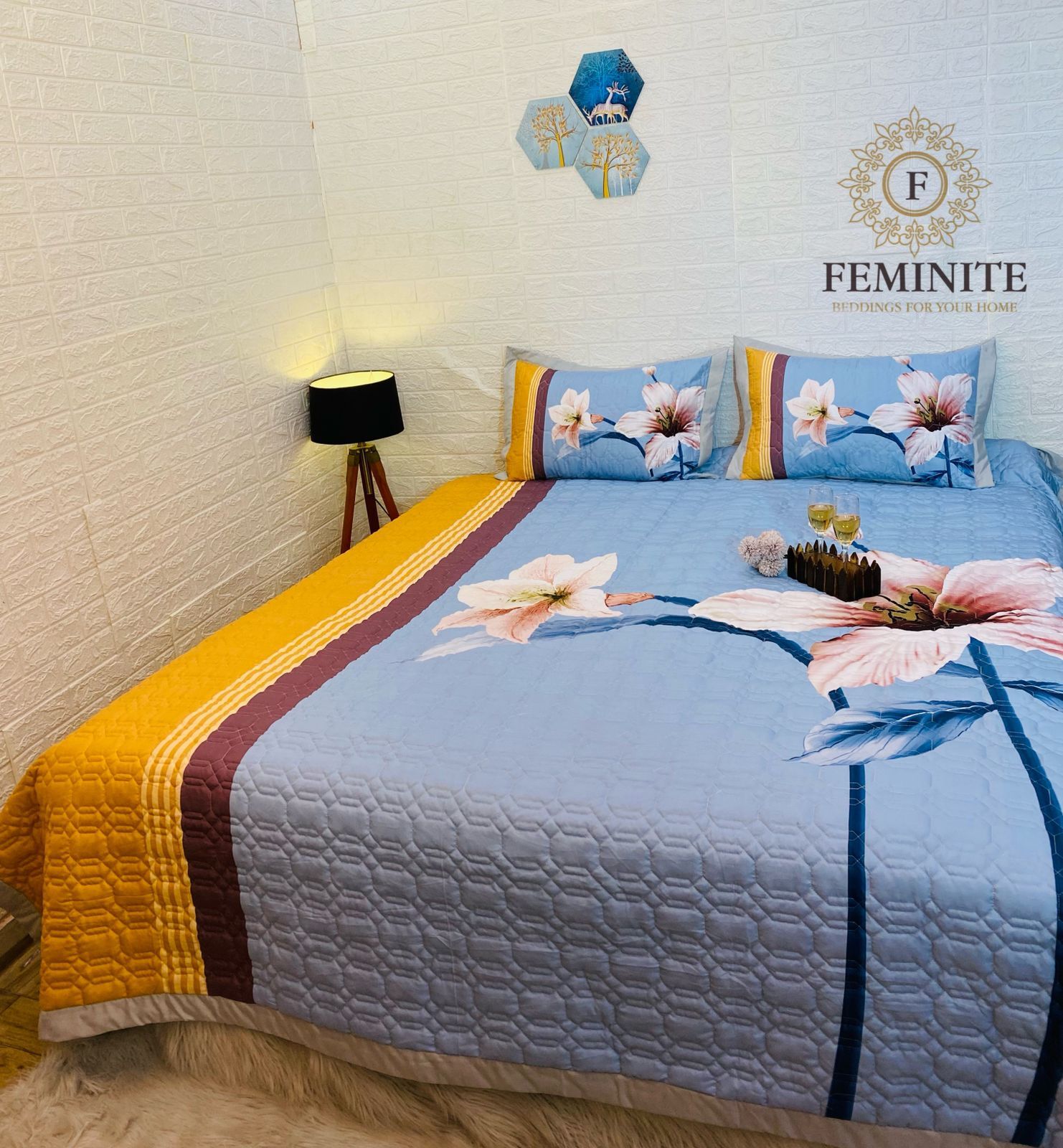 Washable Quilted Panel Print Bed Cover