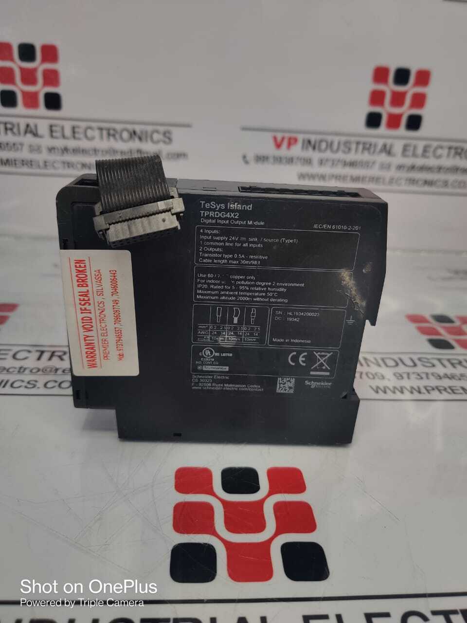 Schneider Digital Output Unit Plc Module Tprdg4x2 - Application: Industrial