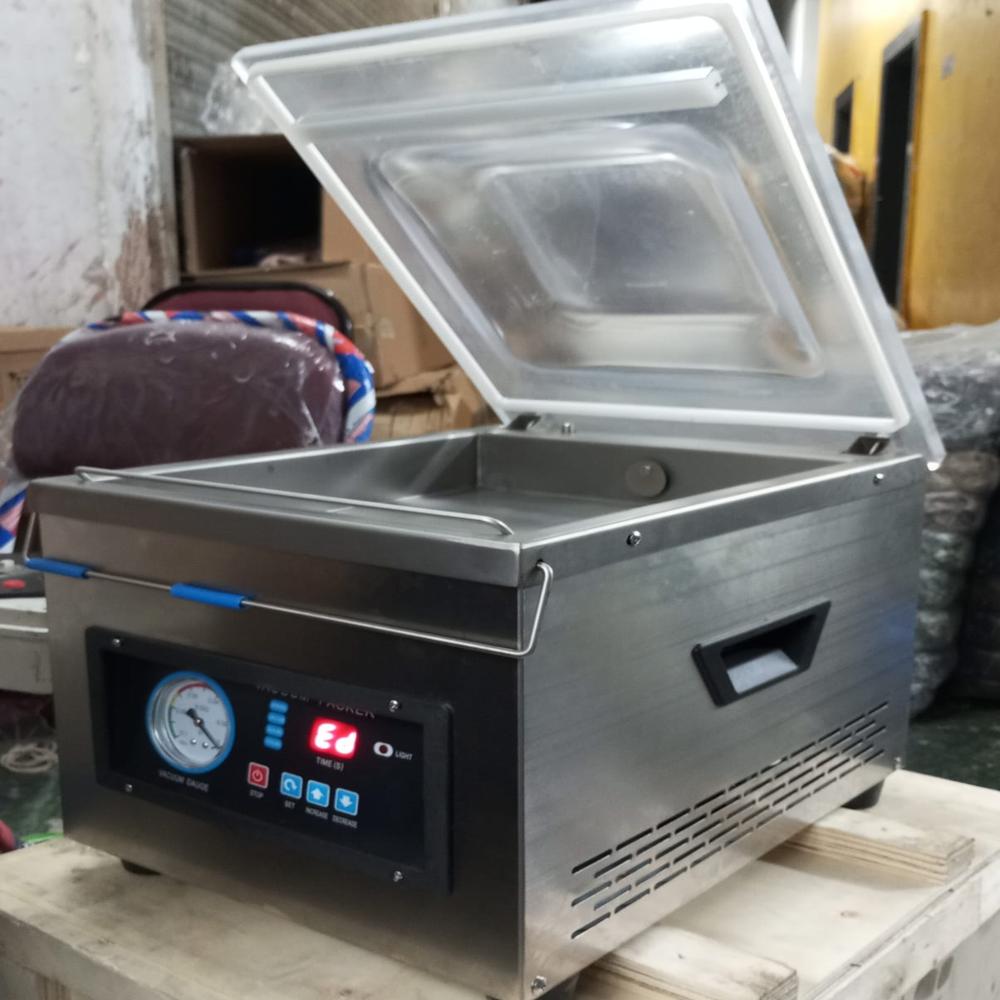 स्वचालित टेबल टॉप वैक्यूम पैकेजिंग मशीन
