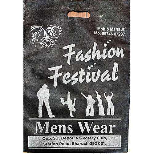 Non Woven D Cut Printed Bag - Bag Size: Different Available