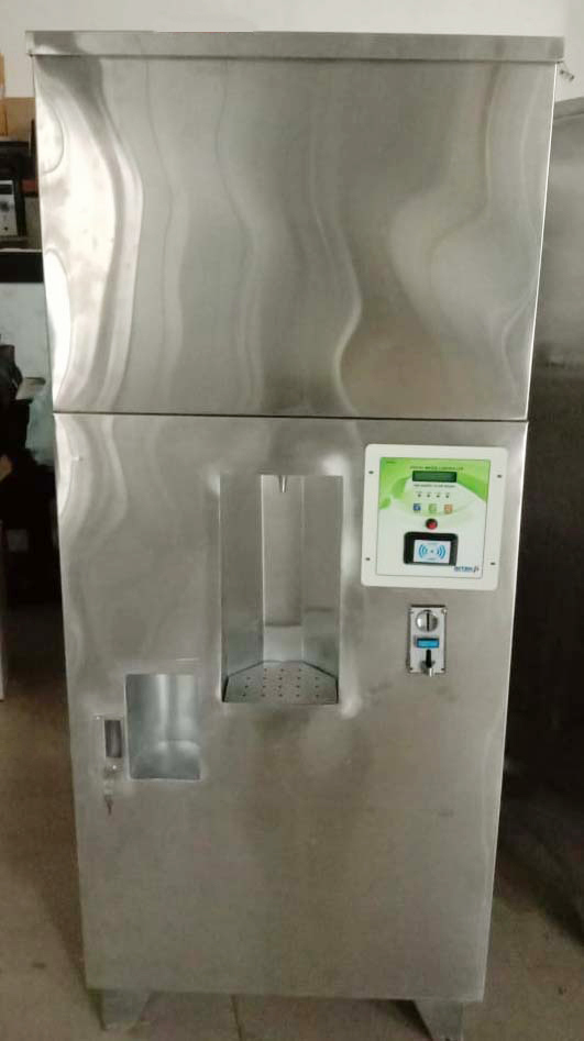 100 Lph Water Vending Machine Coin And Card Operator Capacity: 200 Liter/day