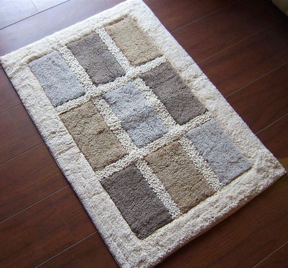 Multicolor Modern Bath Mat