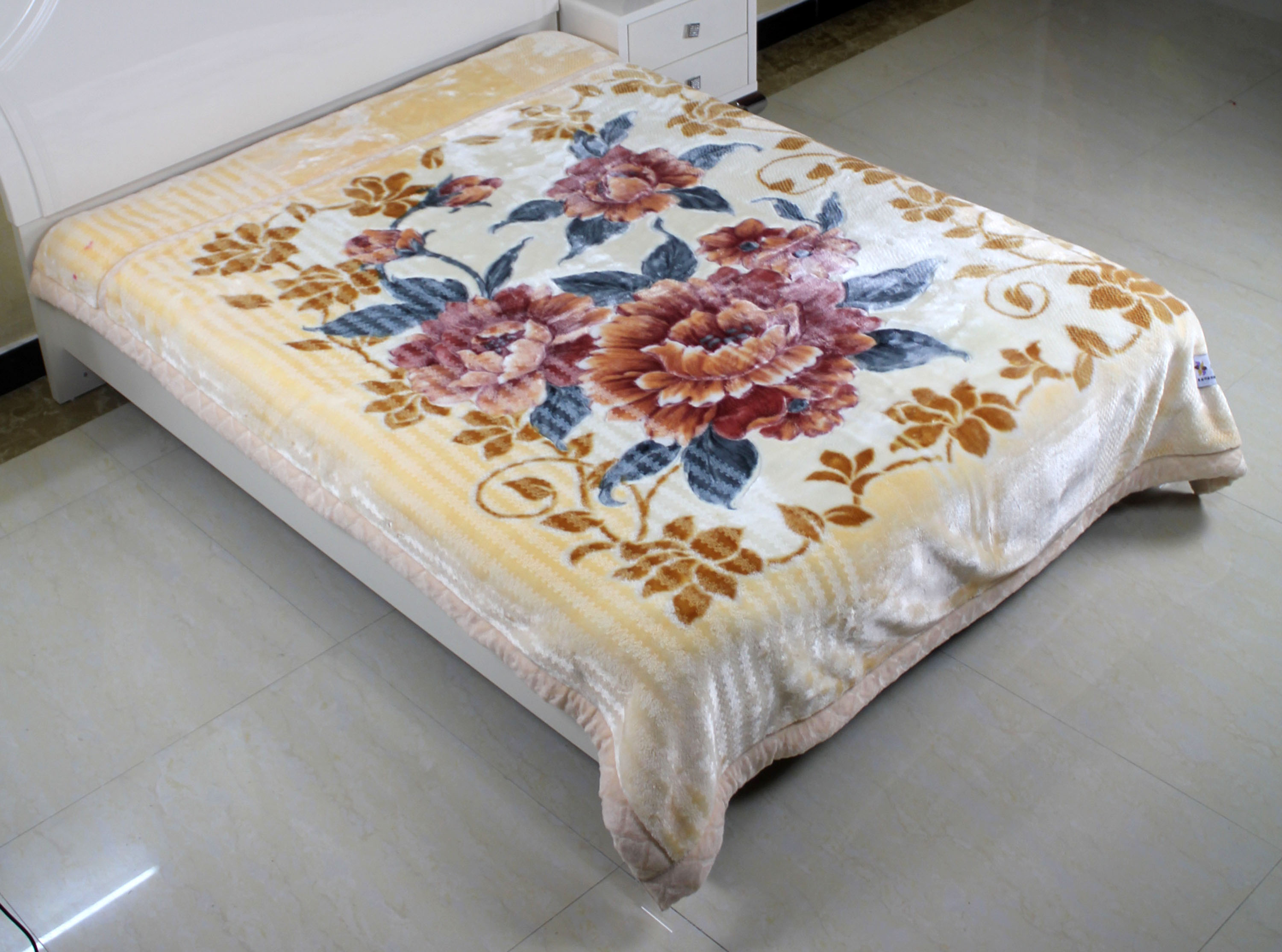 Keara Mink Blanket Age Group: Adults