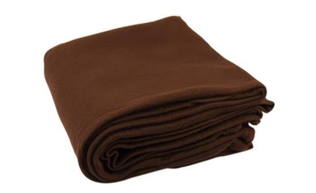 Plain Pollar Blanket Age Group: Adults