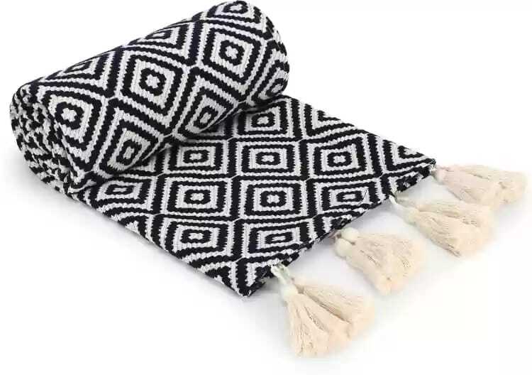 Keara Green Throw - 100% Cotton, Subtle Green Color With Printed Pattern | Washable For Easy Care And Stylish Comfort