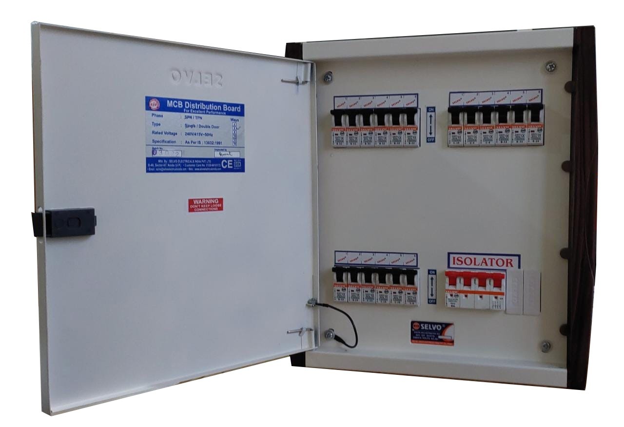 White Selvo 6 Ways Tpn Phase Selector Distribution Board
