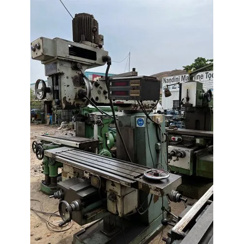 White Tos Fnk 25 M1 Turret Milling Machine