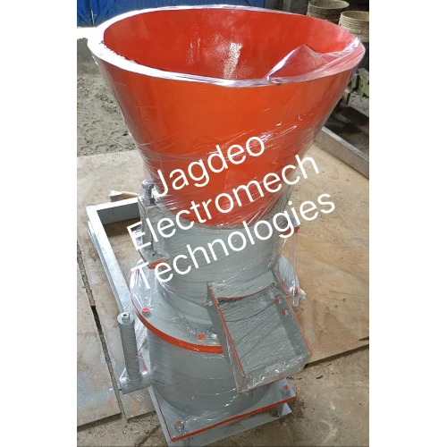 Semi Automatic Chicken Feed Pellet Making Machine