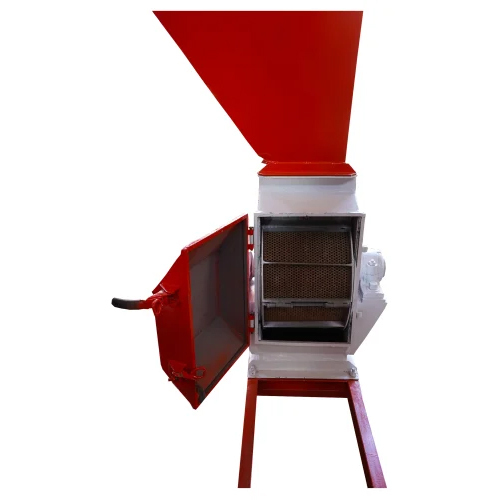 Animal Feed Hammer Mills Machine - Capacity: 500 Kg