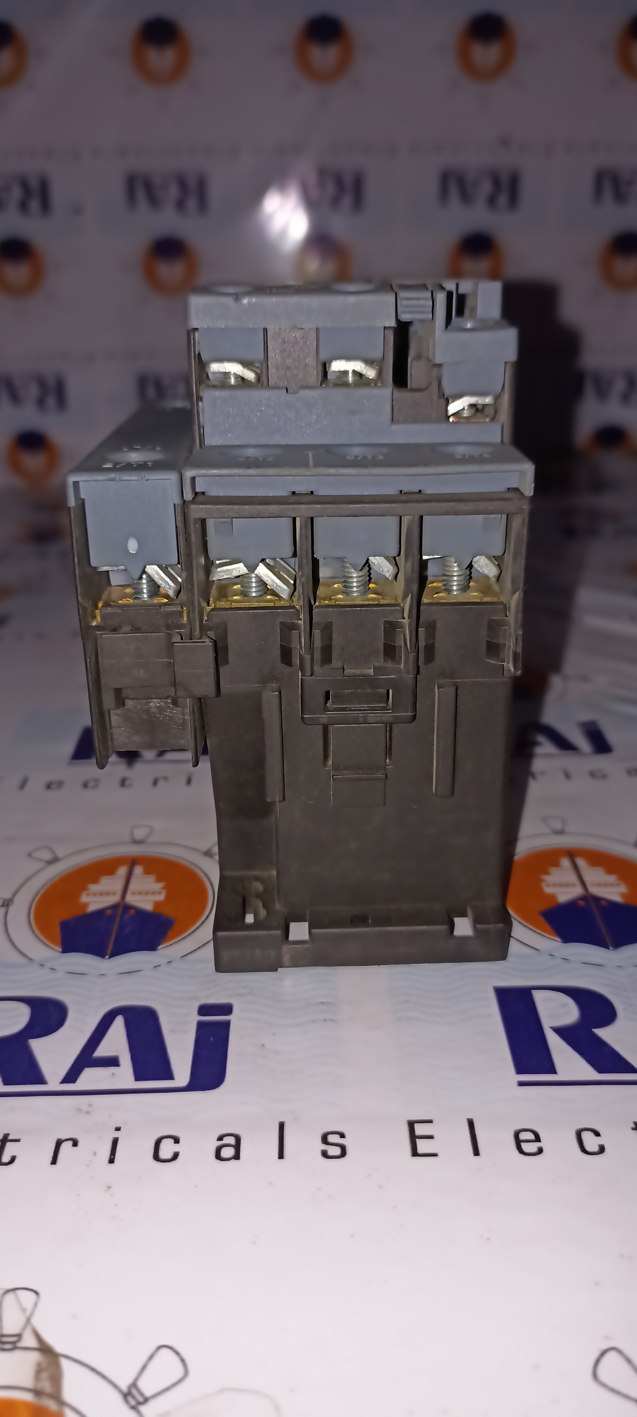Siemens 3rt-2326 Contactor