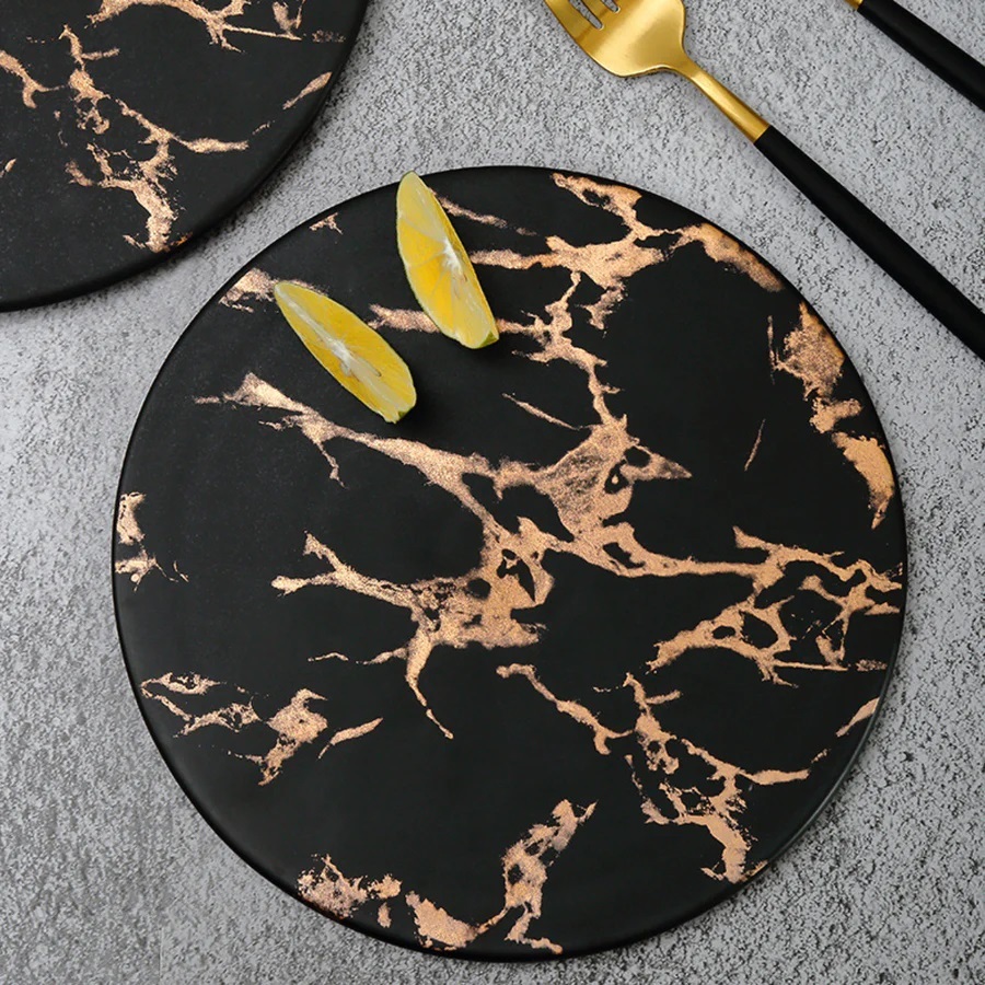 Round Designer Platter - Ceramic, H - 3 Cm X D 20.5 Cm | Elegant Black & Gold Finish, Perfect For Serving Snacks And Starters At Parties