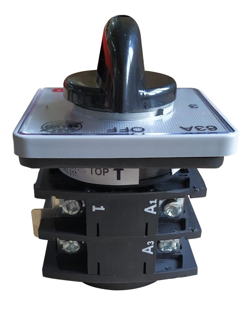 Selvo 63a Cam Operated Rotary Switch Phase Selector 1 Pole 3 Way - Black, 10 X 10 X 15 Cm, 63 Amp, 240/415 Volt | Durable And Compact Design