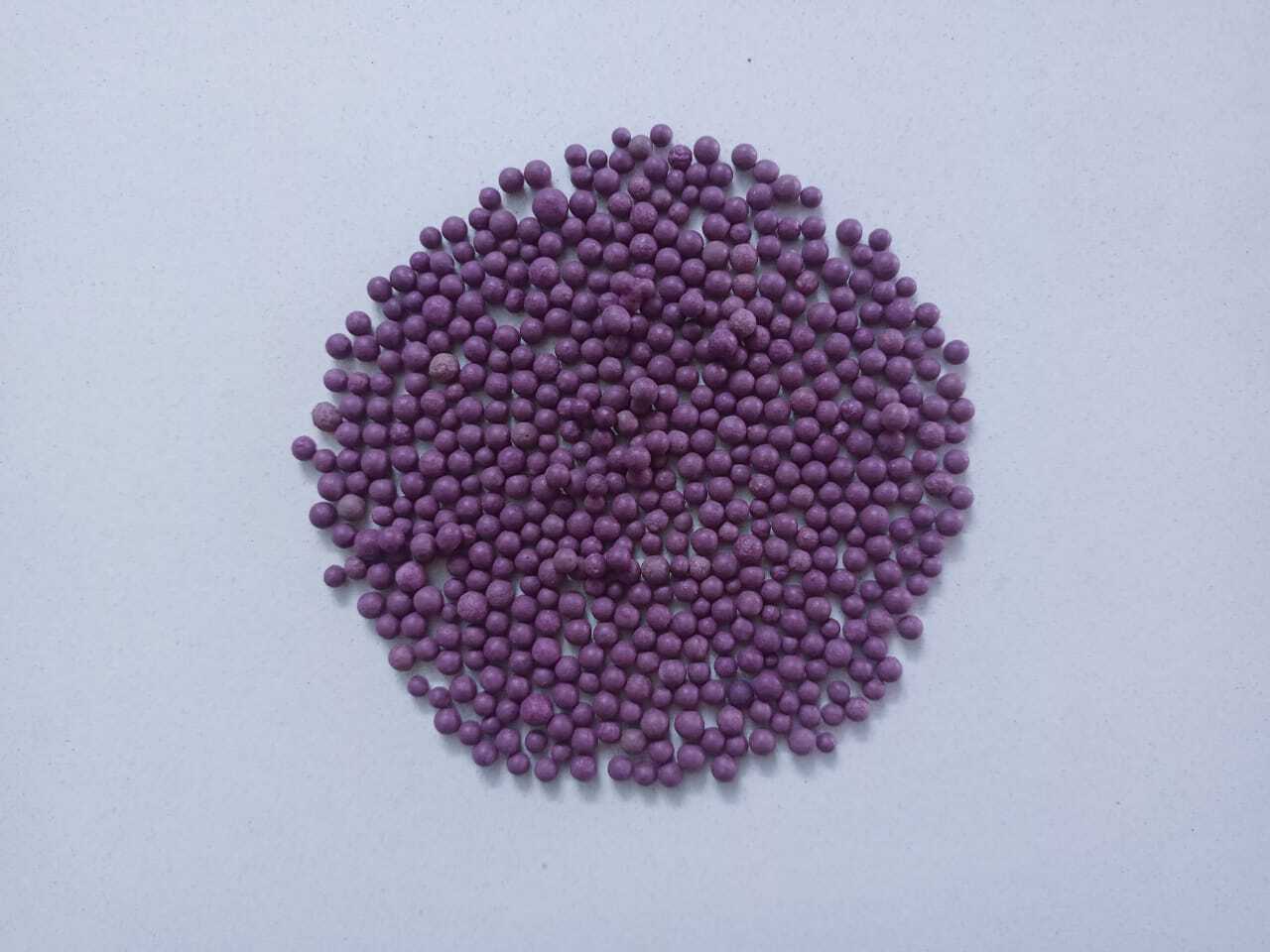 Yellow Color Round Shape Bentonite Granular For Cat Litter Fertilizer Roasted Cat Litter