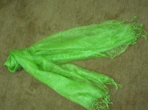 रेशमी स्कार्फ