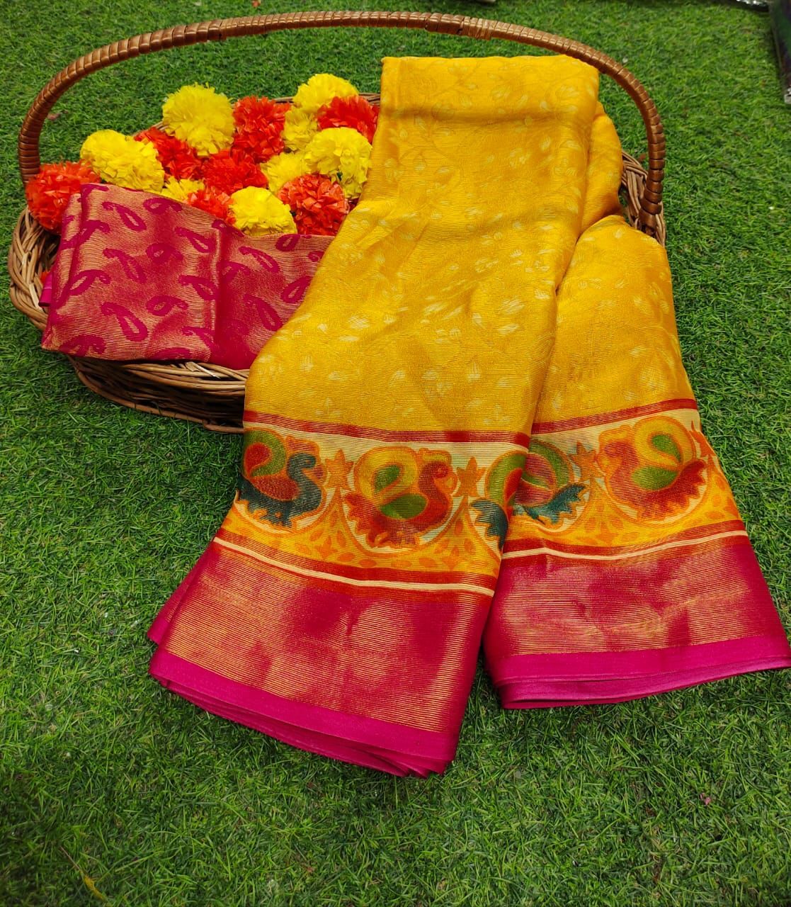 Aksa Brasso Saree