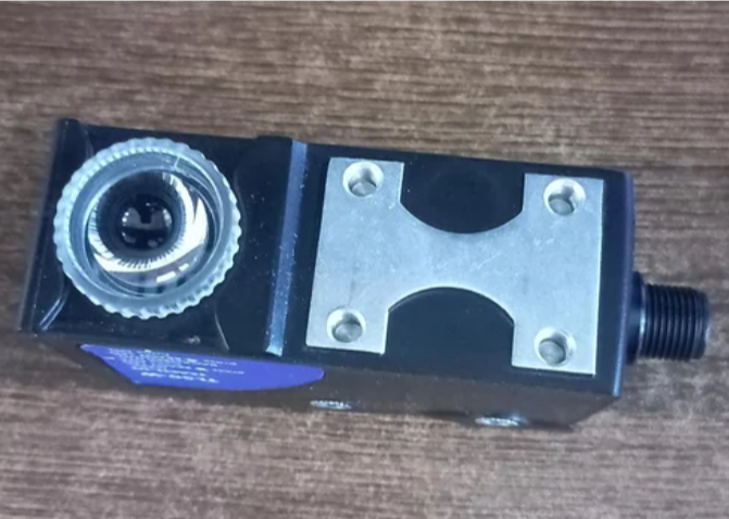 Tl50 - W - 815 Datalogic Output: Pnp/npn