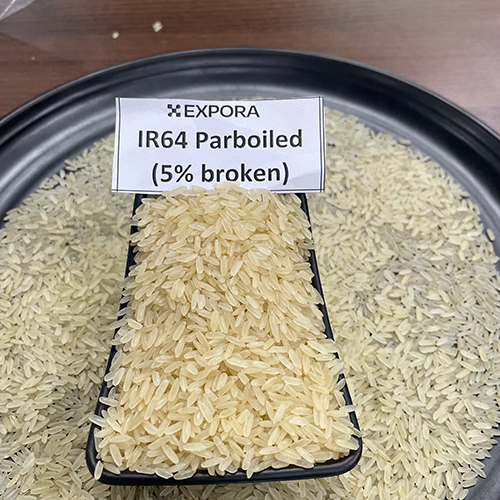 Ir64 Parboiled 5 % Broken Rice Broken (%): 5%