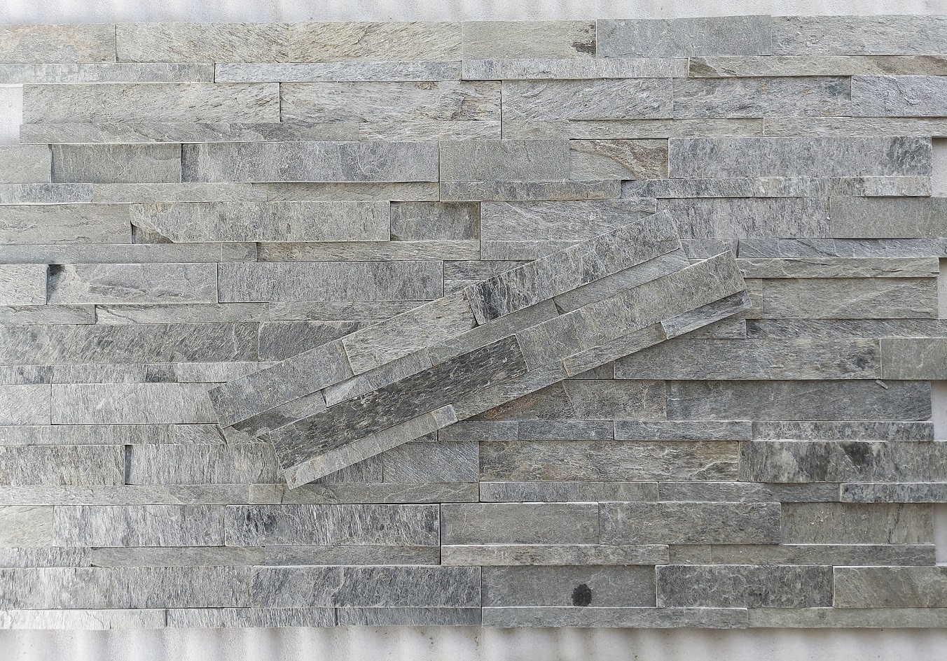Silver Shine Slate Stone Wall Cladding Ledger Panels - Size: 15 X 60 Cm