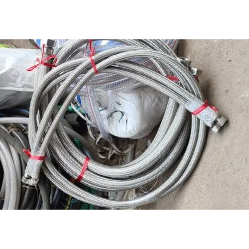 व्हाइट एसएस कोरगेटेड बोलो होज़