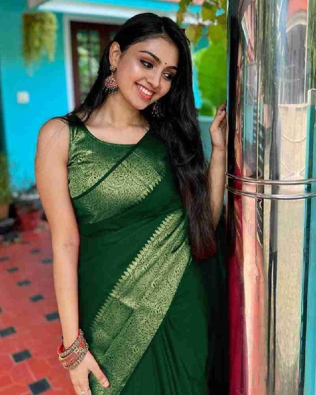 Yaati Soft Lichi Silk Saree