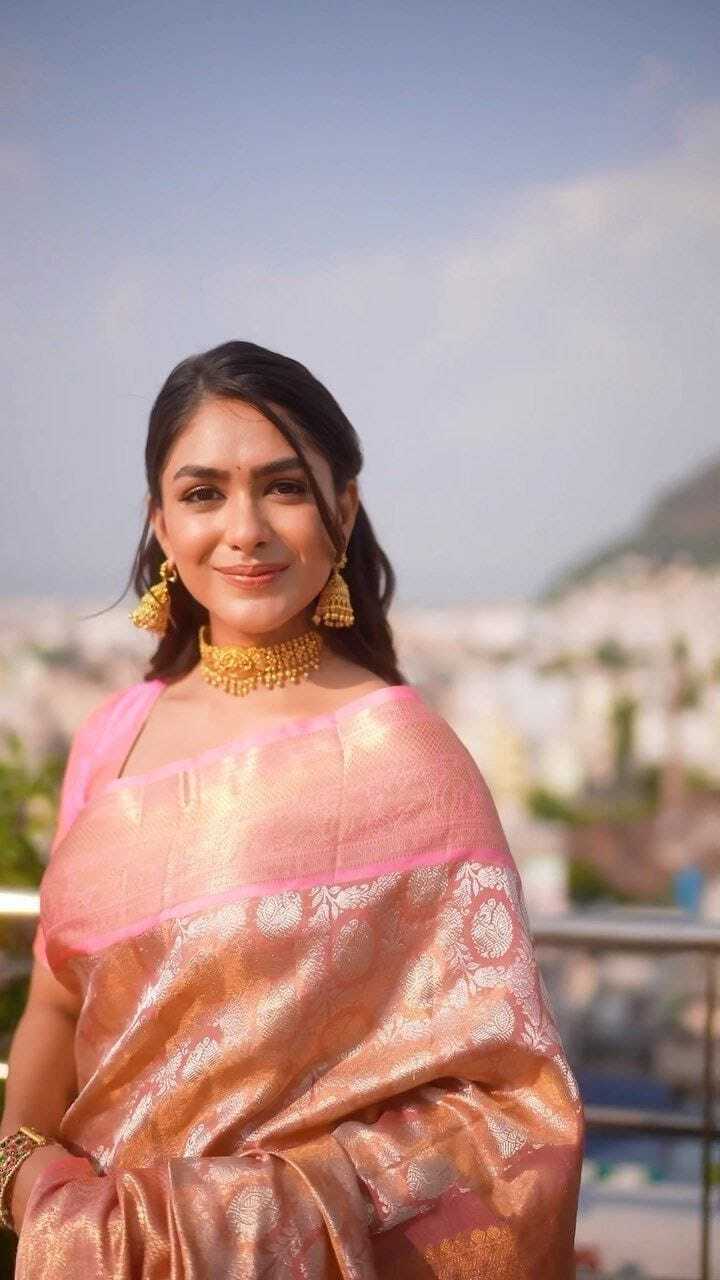 Pink Arpita Lichi Silk Saree