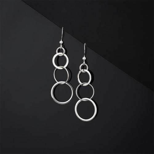 Dangling Multi-link Hanging Silver Earrings Gender: Women