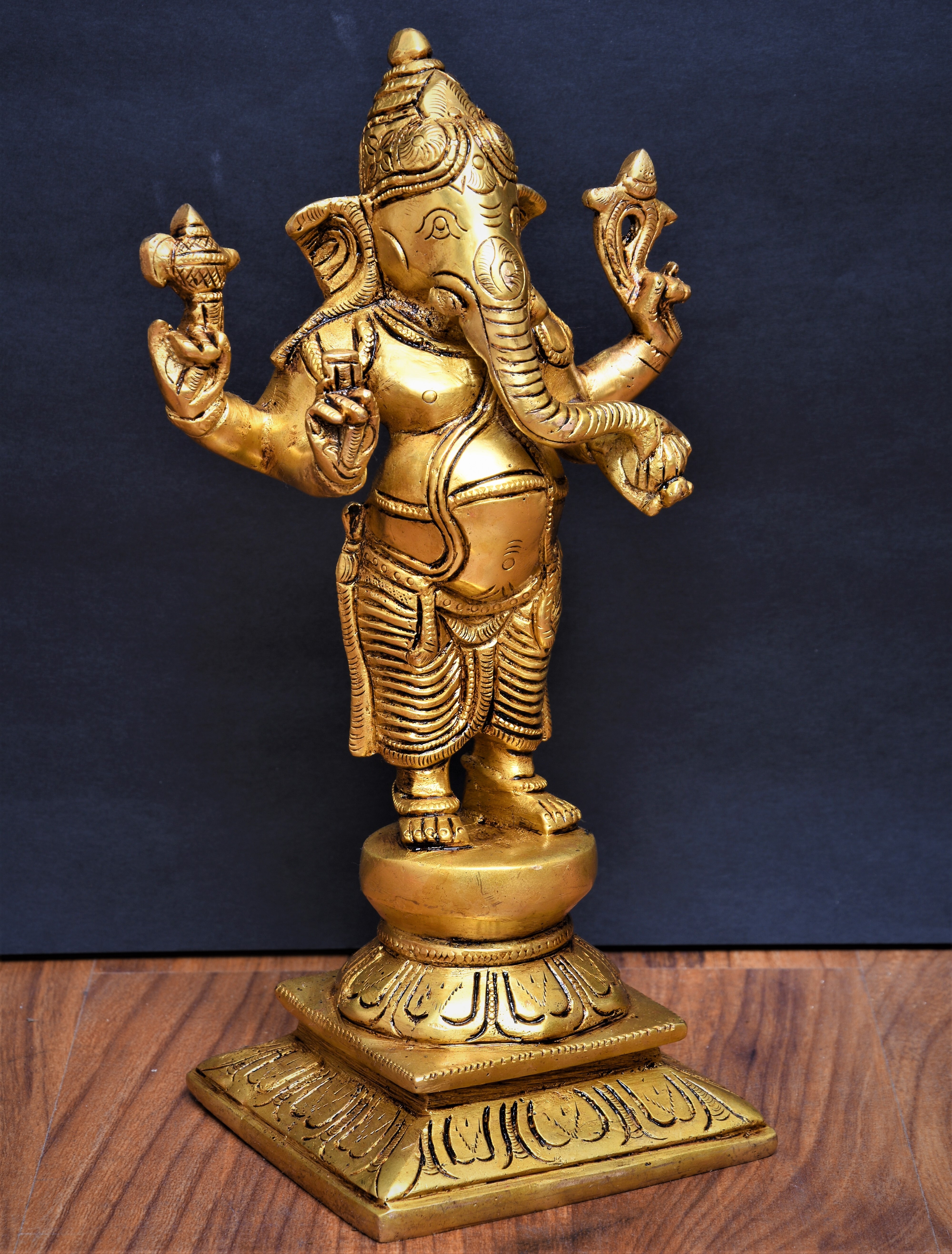 Choki Standing Ganesh Ji - Feature: Eco-friendly