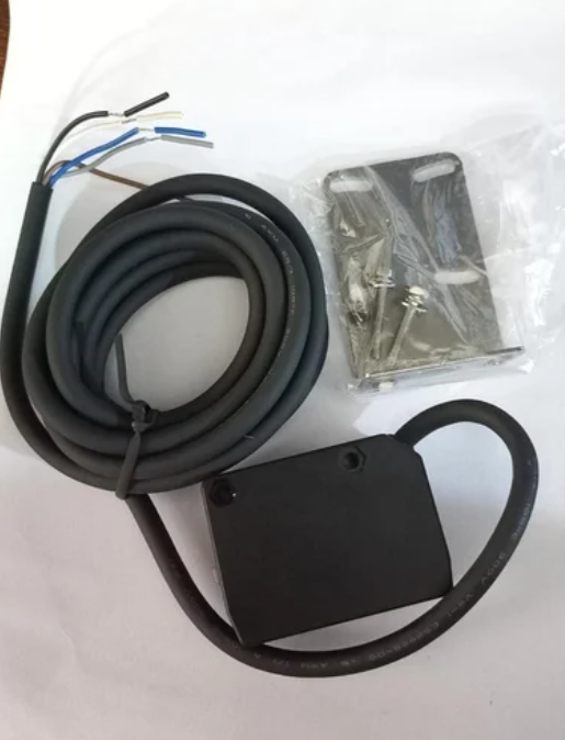 Bgs - 10 To 30 Vdc Voltage Rating, 2m Ac Cable | Abs Housing, Polycarbonate Front Cover, Npn/pnp Output