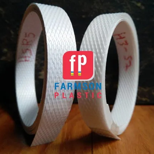 Milky White Virgin Pp Strapping Roll - 6mm To 19mm Width, Strong Pp Material | Moisture & Uv Resistant, Ideal For Commercial Packaging