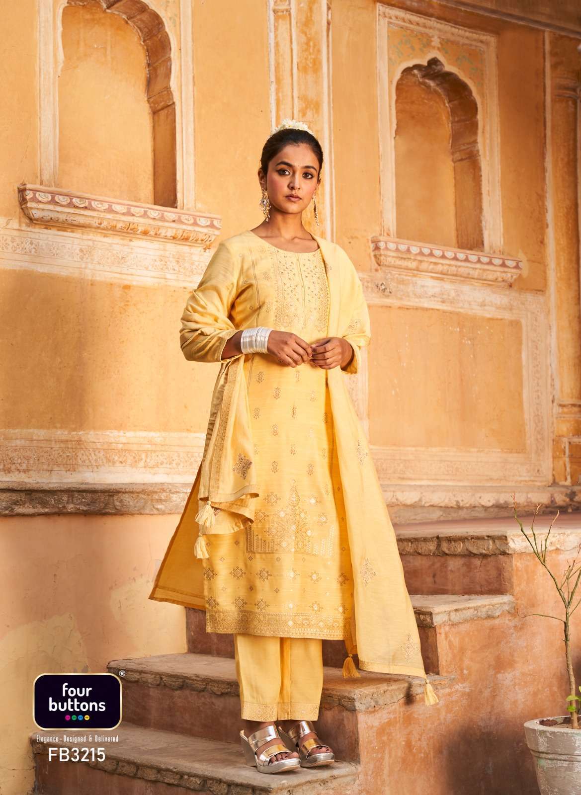 Ladies Handwork Linen Suits