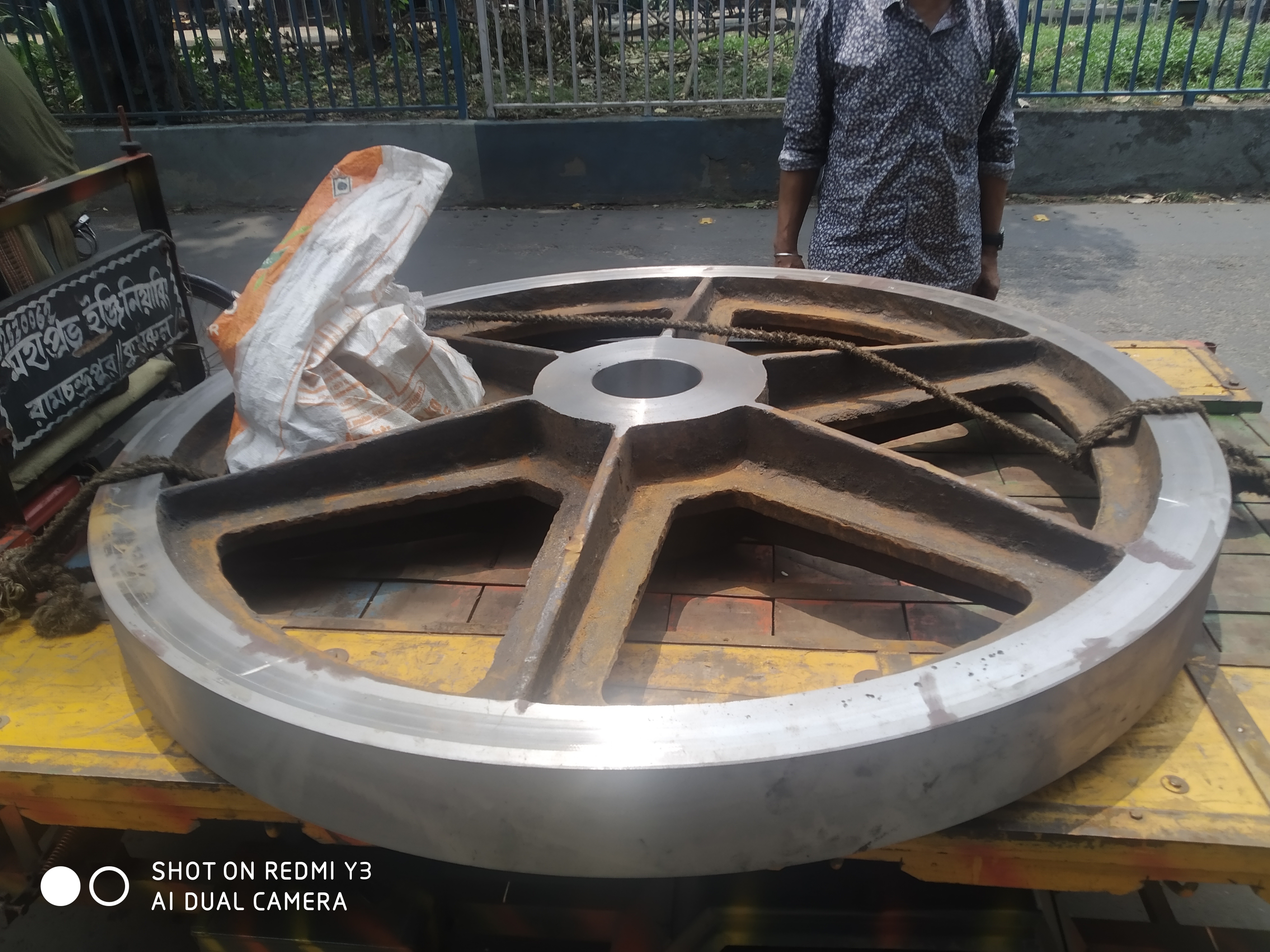 Steel Casting Wheel - Material: Iron