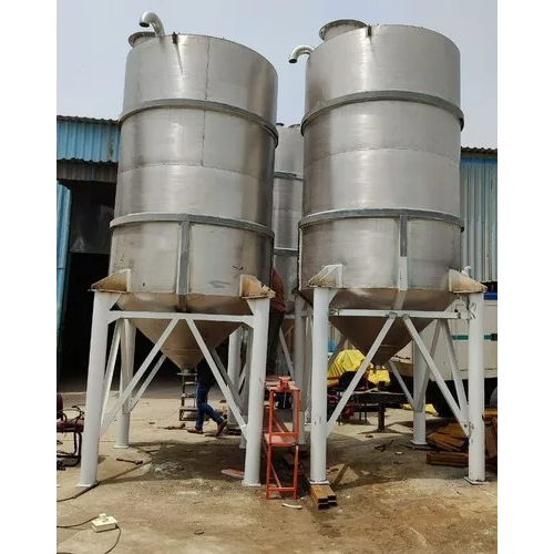 Fabricated Silo - Color: Silver