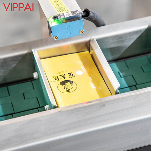 Semi-automatic Vpd120 Sanitary Napkin Alcohol Pads Carton Cartoning Box Packing Machine
