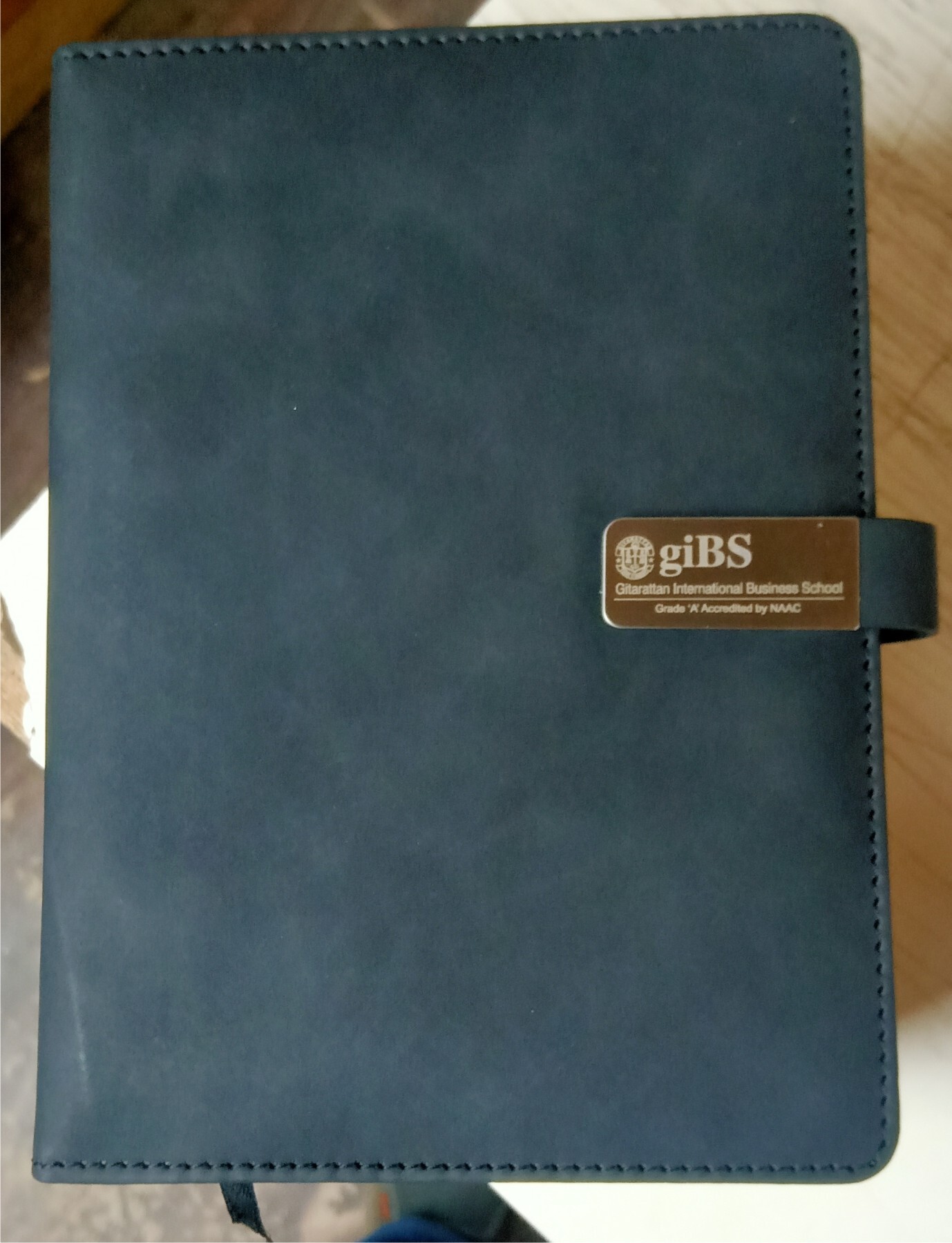 Corporate Note Book - Leather/faux Leather, Variable Dimensions, Brown | 80-200 Pages, Stitched/spiral Binding, Ideal For Meetings And Presentations