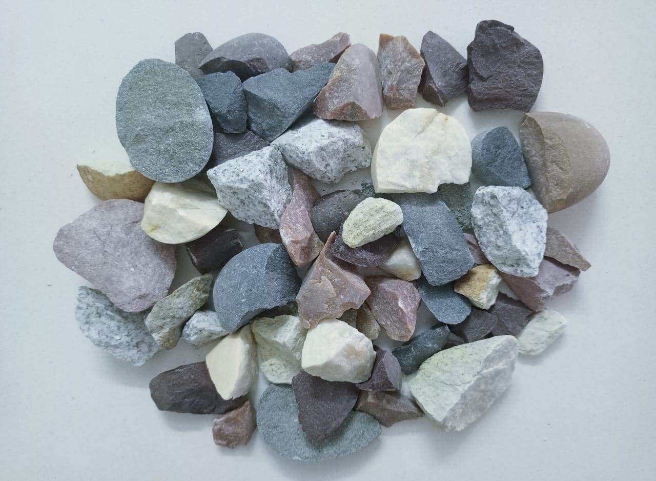 Crushed Agate Stone Aggregate - Size 5 Mm To 30 Mm | Polished Natural Look In Red, Yellow, Grey, And More