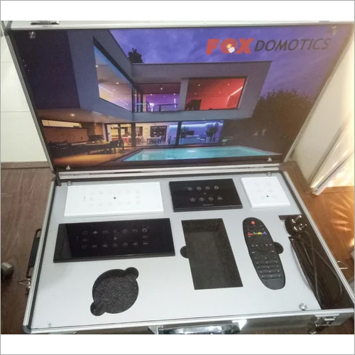 ब्लैक होम ऑटोमेशन डेमो किट